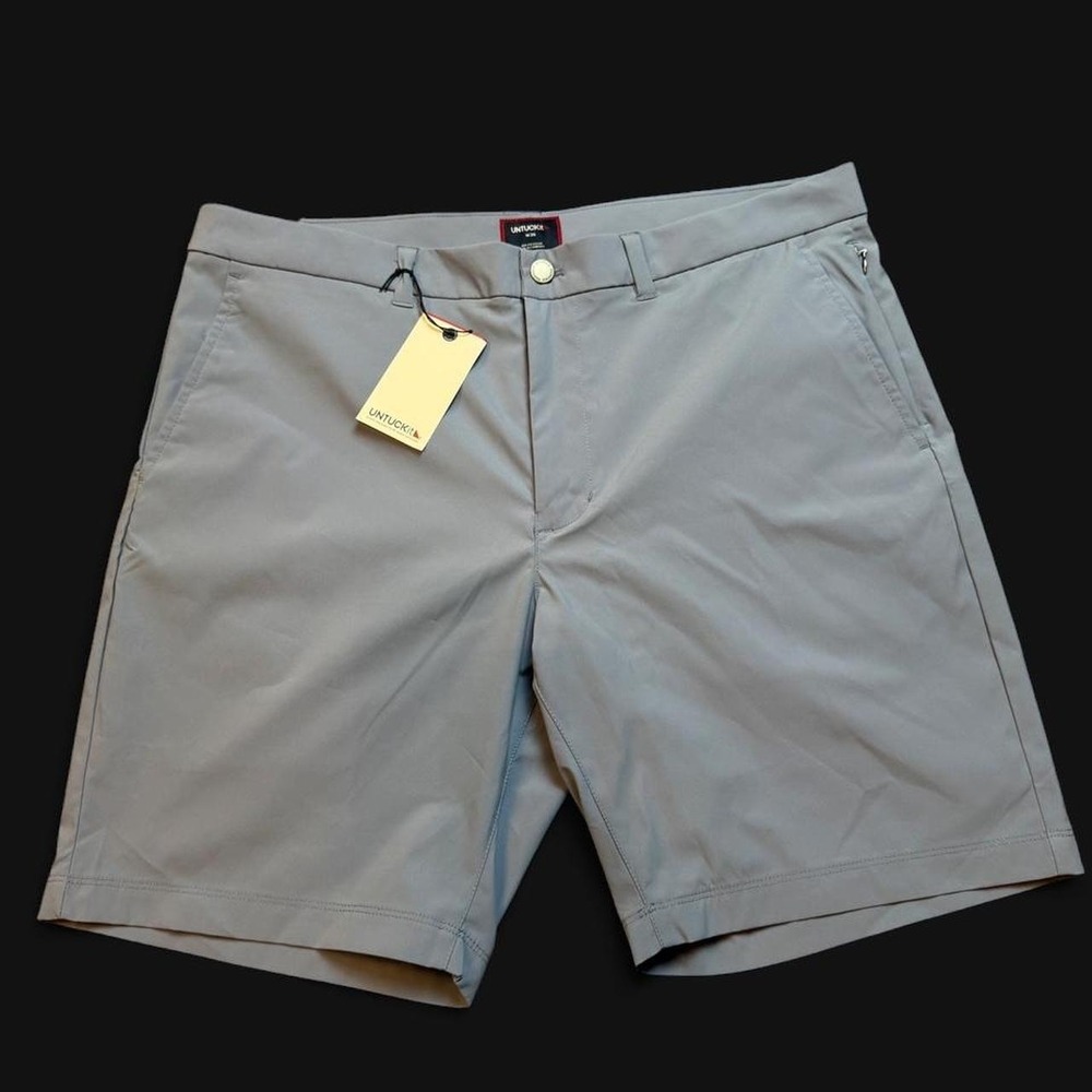 UNTUCKit Traveler Shorts Stonewash Mens 36x9 Regular Fit Flat Front New